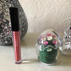 Huda Beauty Lip Strobe (saucy)